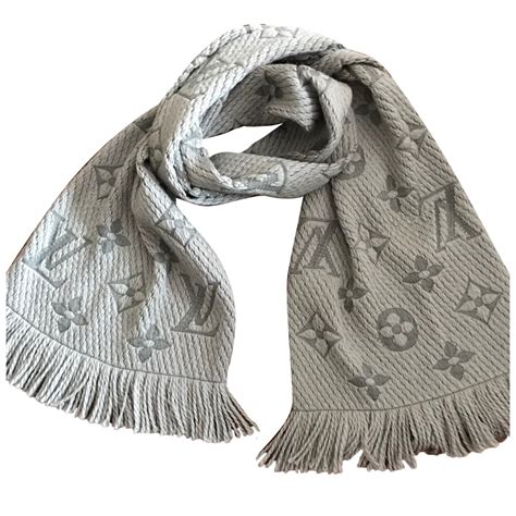 louis vuitton grey scarf|louis vuitton wool scarf.